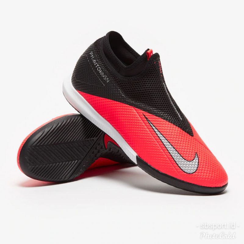 SEPATU FUTSAL NIKE PHANTOM VSN 2 ACADEMY DF IC CRIMSON