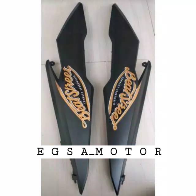 Cover Body Samping Honda Beat Street Hitam Doff