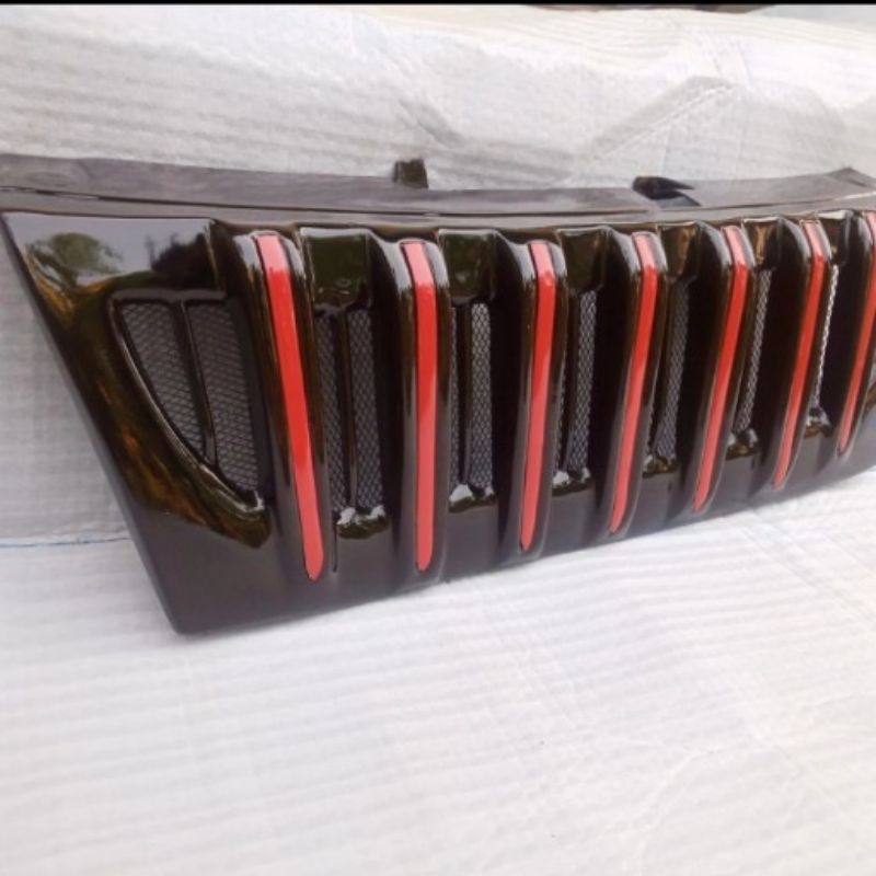 Gril FORD RANGER T5 ,2009-2010-2011