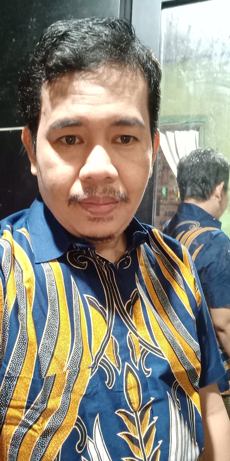 Hem Pendek Aksa Batik Melviano Gracelia