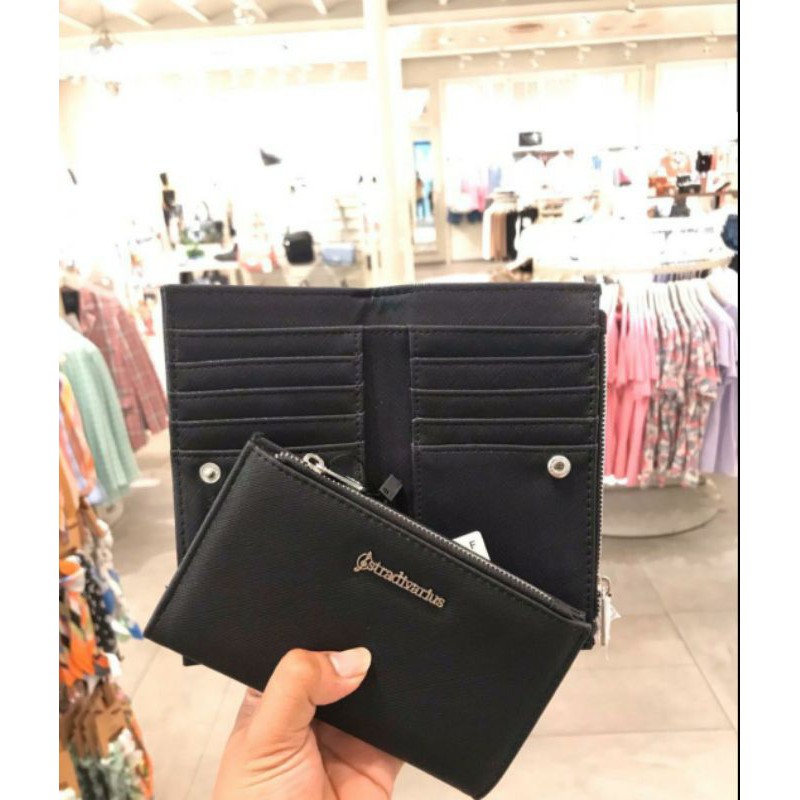 STRADIVARIUS DOMPET LIPAT EMBOSS ORI