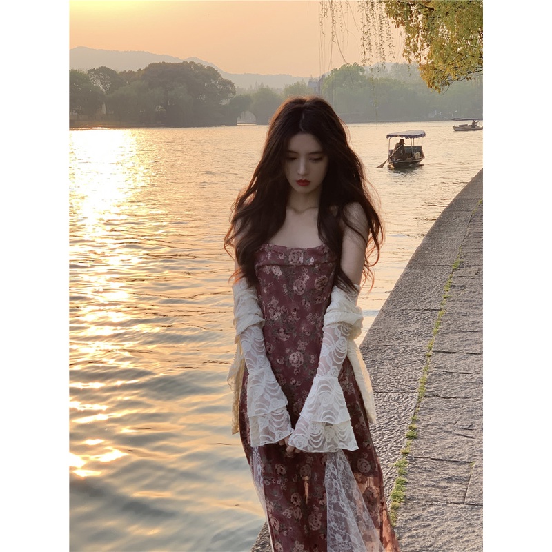 Mini Dress Retro Floral Rok Gaun Wanita Musim Panas Renda Jahitan Desain Rasa Suspender Rok Pinggang