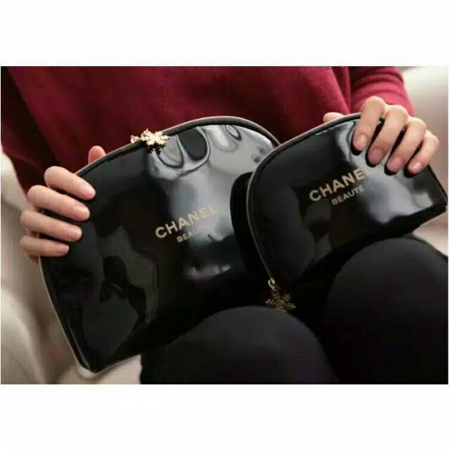 Chanel COSMETIC pouch glossy
