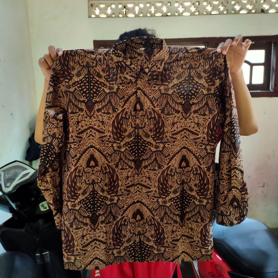 Kemeja Batik Pria Motif Mataram Coklat Terbaru
