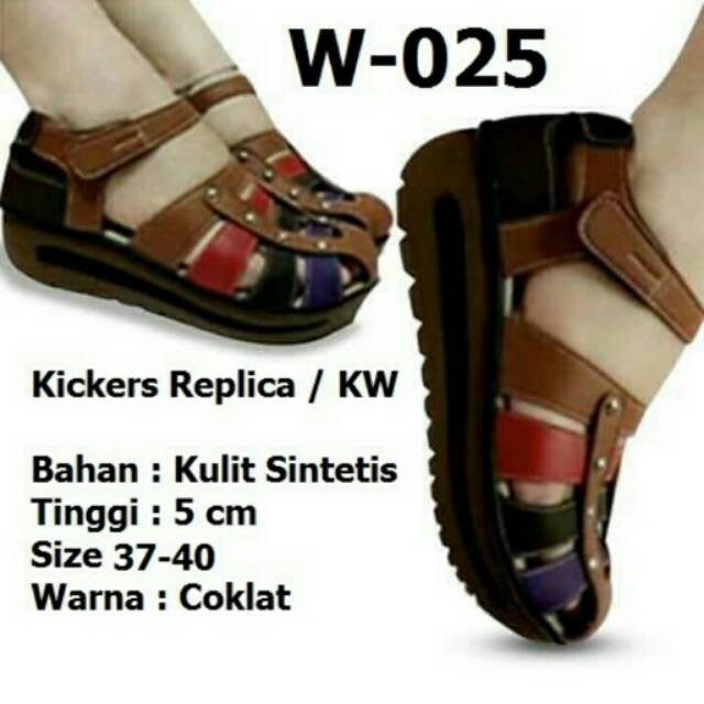 Sepatu sandal kickers