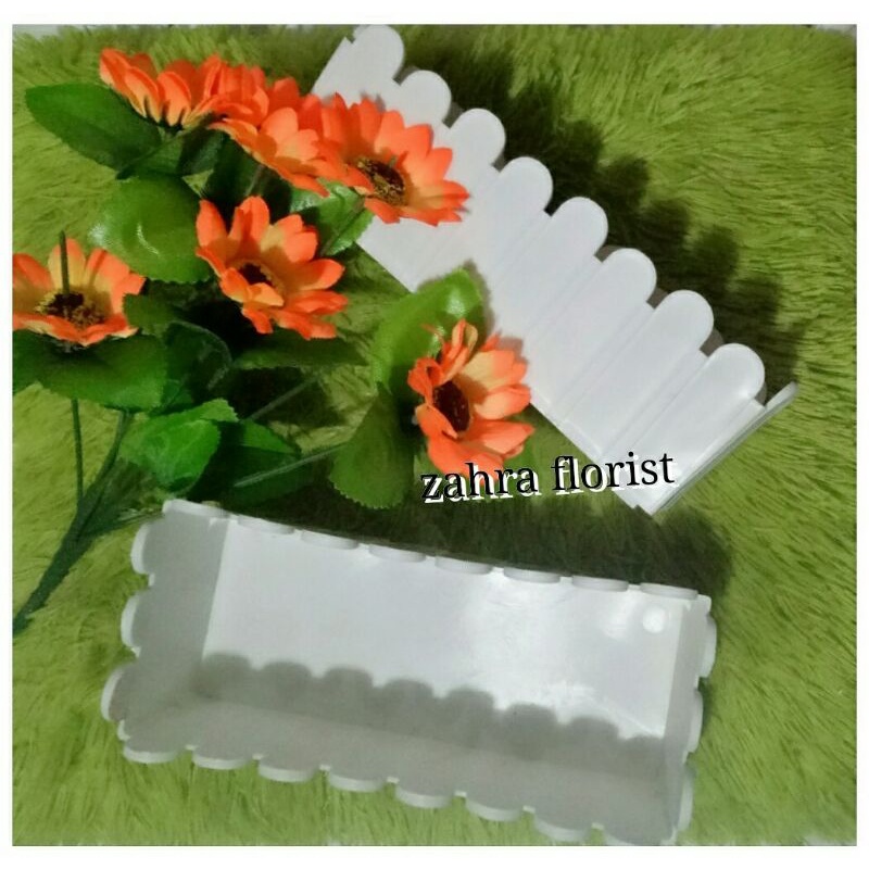 VAS PAGAR PANJANG CANTIK/VAS PAGAR PLASTIK/POT PAGAR PANJANG MURAH