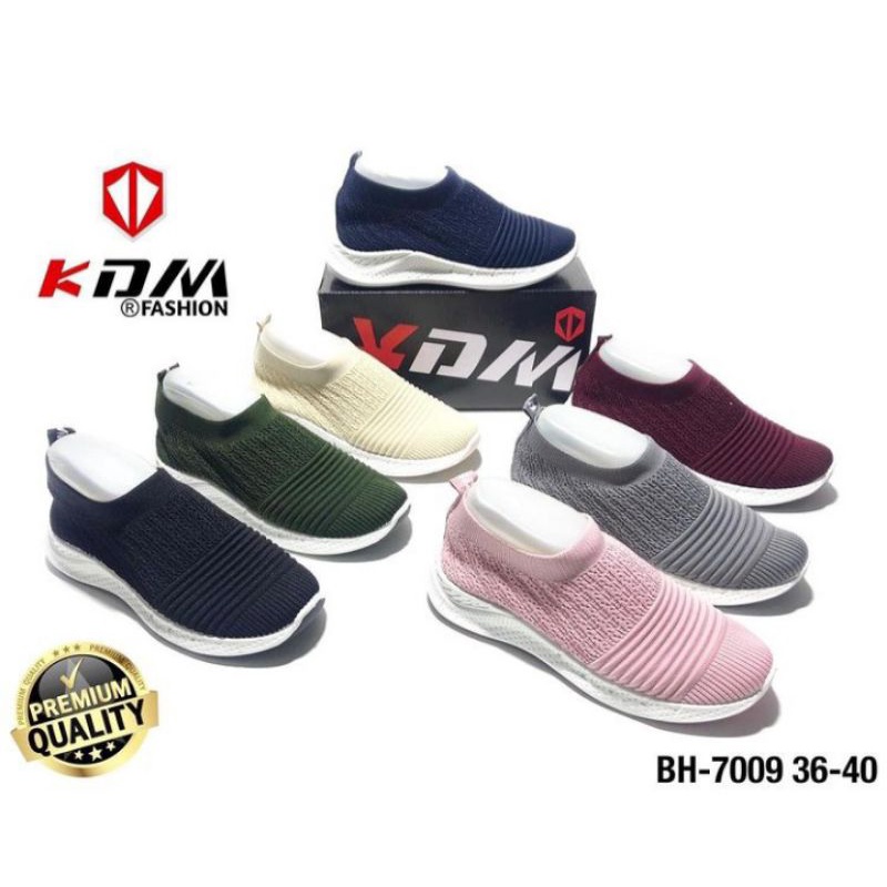 SEPATU NAZARU SLIP ON  TANPA TALI WANITA