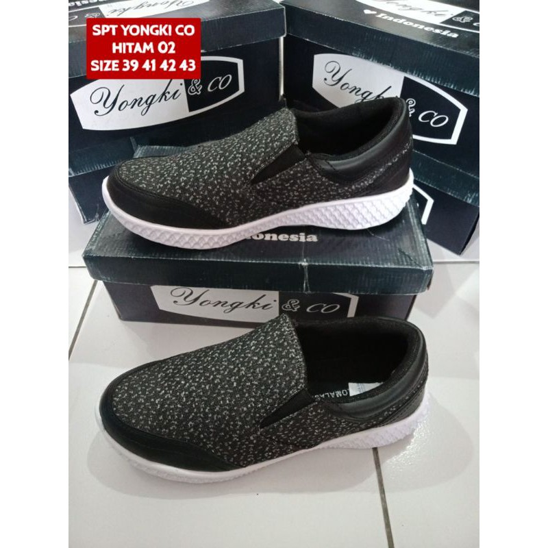 SEPATU PRIA SLIP ON YONGKI KOMALADI 663NSB