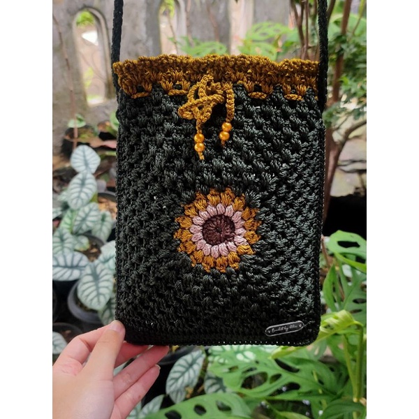 Zira Mini Sling Bag Rajut