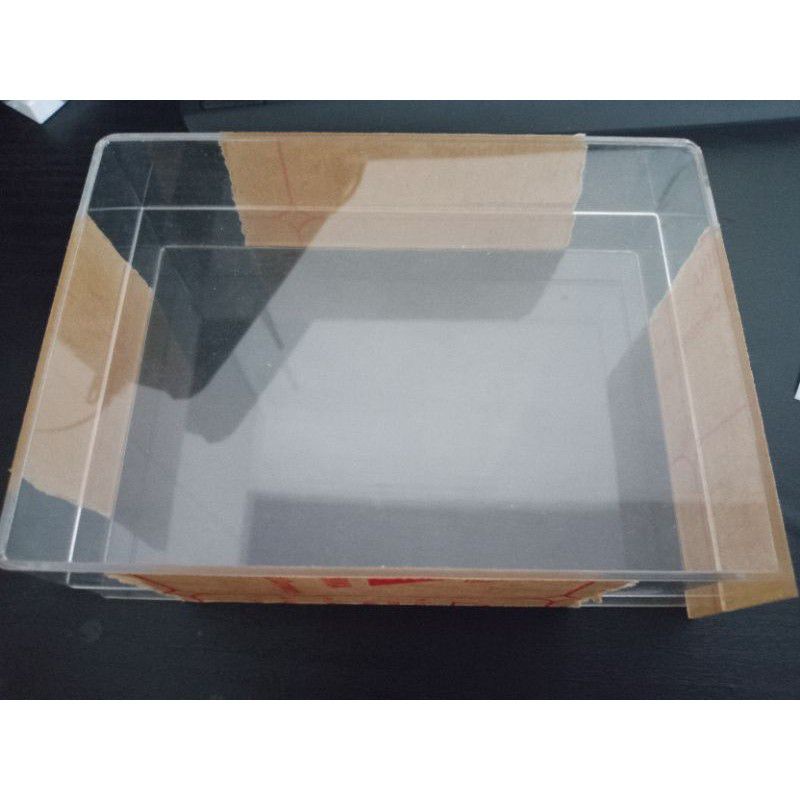 

custom acrylic
