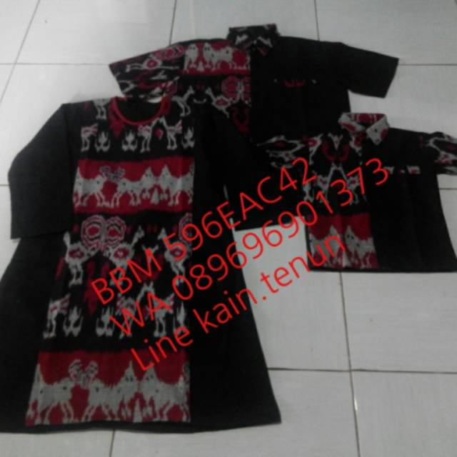 Tenun couple keluarga