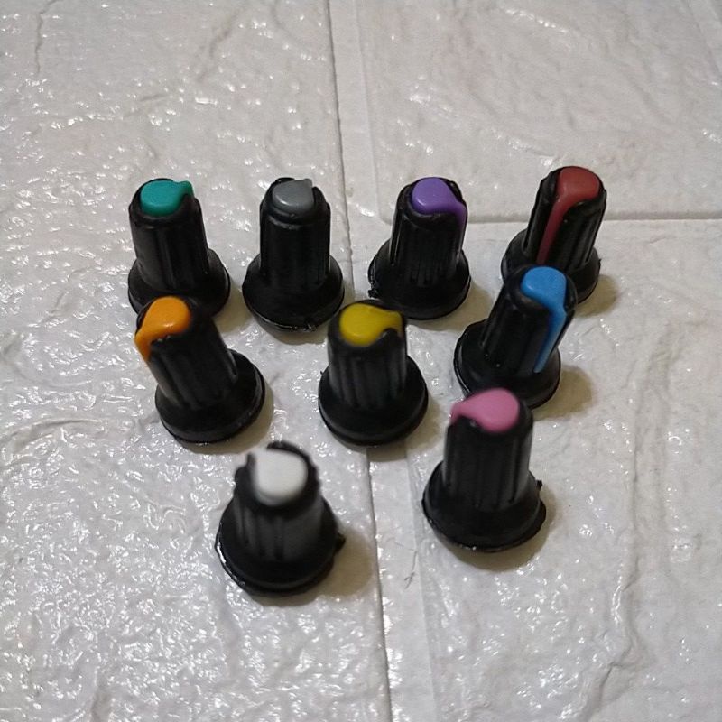 Knop potensio mixer hitam variasi