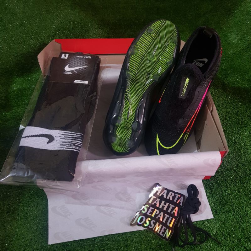 sepatu bola nike mercurial