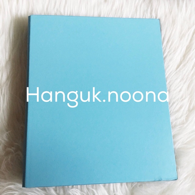 

BINDER A4 3 RING TEMPAT PHOTOCARD (Warna Langka)