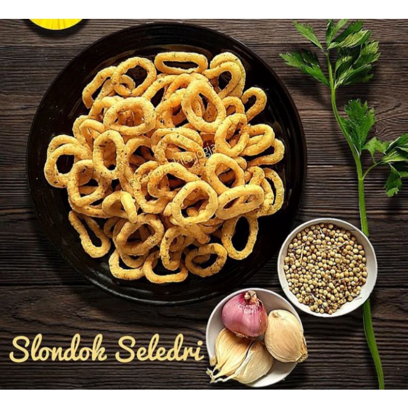 

cemilan SERBA 7.500/ selondok seledri - PREMIUM - KEMASAN ZIPPERLOCK