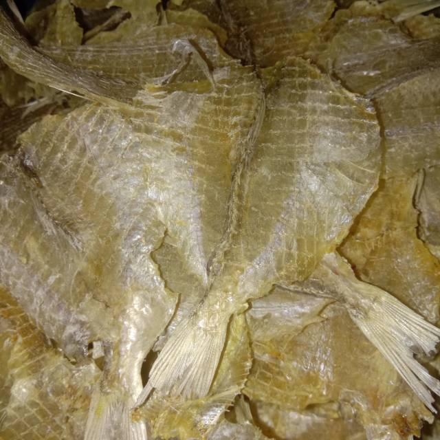 

Ikan asin Pakang Tawar 250gr