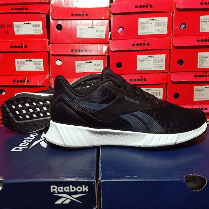 SALE SPORTSTATION 70% SEPATU REEBOK LITE PLUS 2.0 SNEAKERS ORIGINAL TERMURAH BNIB