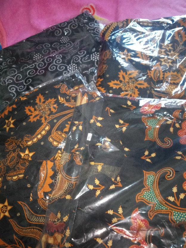 Koleksi Tunik Batik