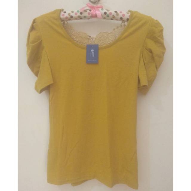 Kaos Kuning Mustard, New