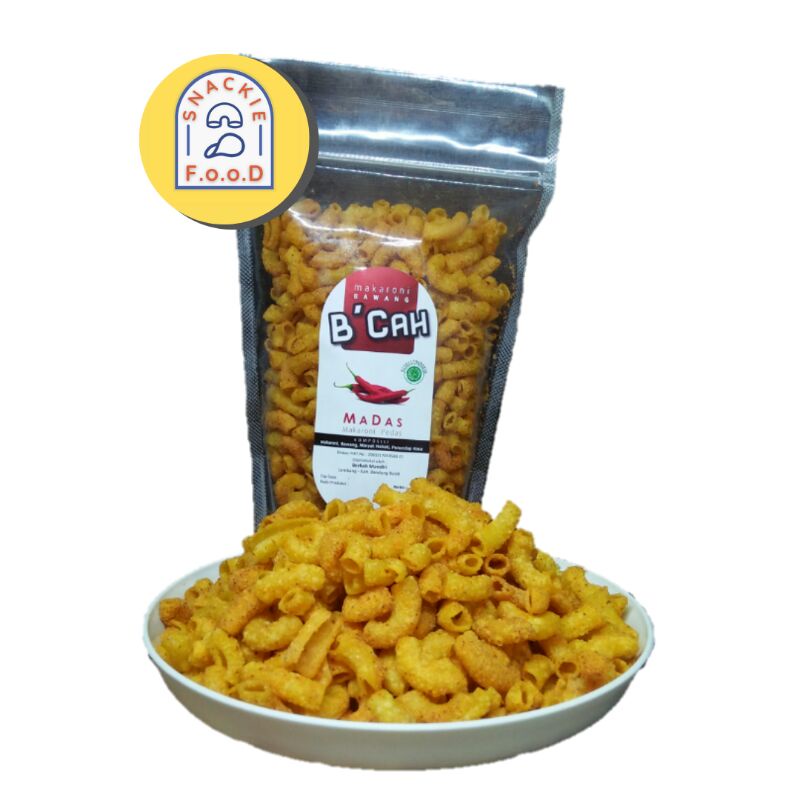 

snack jajan MADAS "makaroni pedas" B'cah