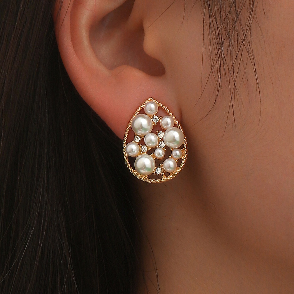 Anting Mutiara Berlian Imitasi Model Simple