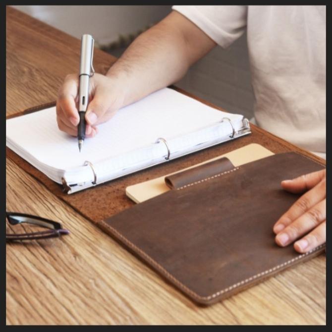 

Office & Stationery | Document Organizer | Eksklusif Binder B5 Kulit Asli / Binder B5 Leather | Best Seller