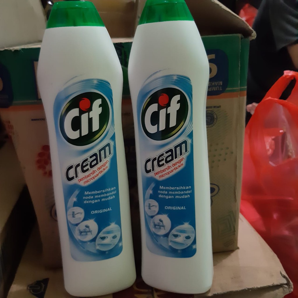 PEMBERSIH CIF CREAM 720 G