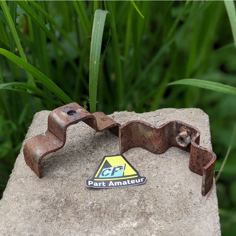 dudukan tengki braket tangki Pangkon tangki CB GL100 GL japstyle