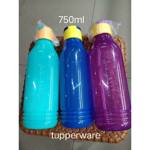 botol air minum tuperware