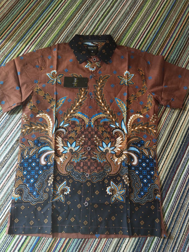 [gridline - S079 Mocha & Steel Blue] Kemeja Batik Slimfit Pria Katun Lengan Pendek Match