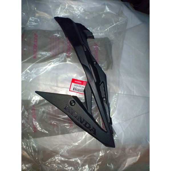 original cover R under sayap dalem sonic 150 led 64430-K56-N00 original bagian kanan jaminan