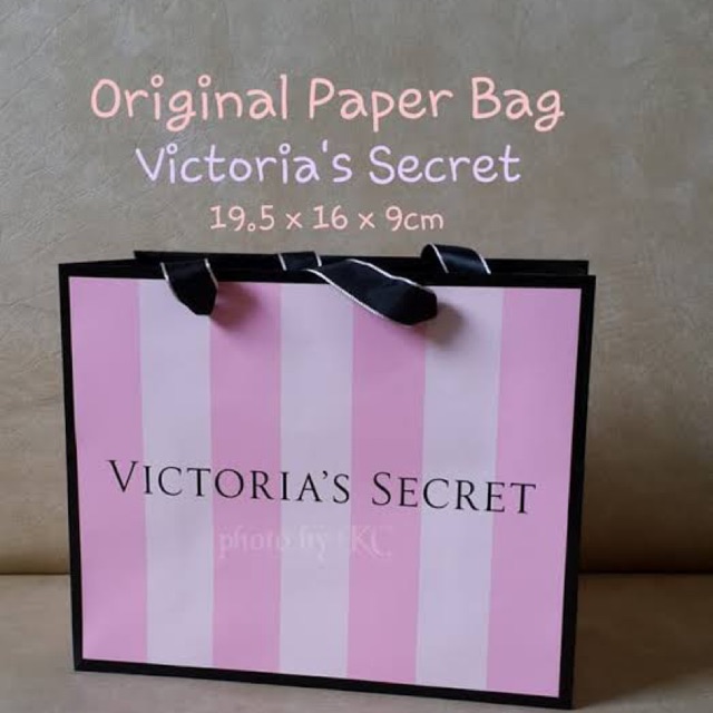 

paper bag victoria secret