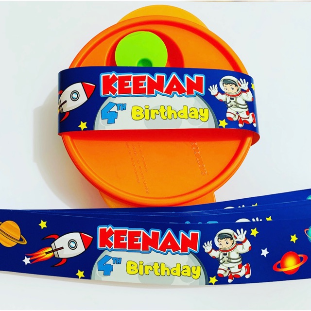 

Sleeve Dus Packing Astronot Label Bento / Belt Bento Kotak Nasi / Box Nasi Birthday Sleeve Dus Packing