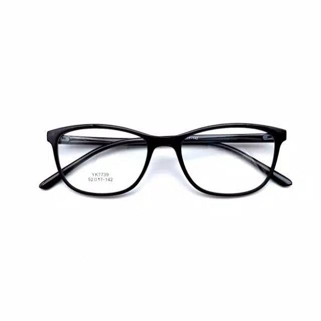 kacamata lensa bluecromic atau photocromic blueray bisa normal minus plus cilinder tergantung permintaan sampai minus 5 cyl 2 harga masih sama tulis saja pesanan kaka di catatan saat order free box lap cairan pembersih kode 2102size 52-17-142