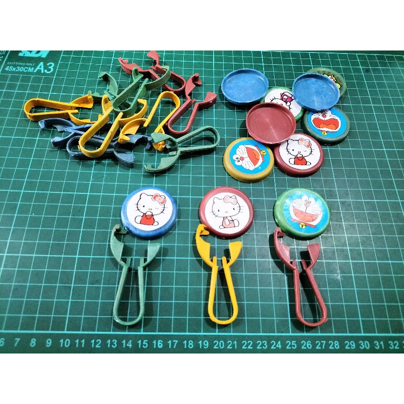 100 Pcs Mainan Tajos Lokal Gangsing Tajos