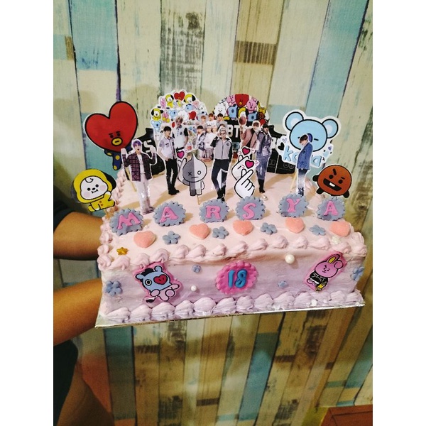 

kue ultah tema bts dan bt 21