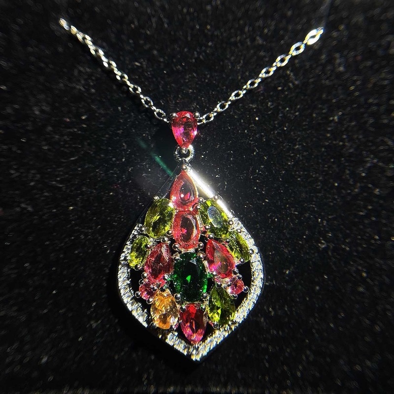 New Luxury Colorful Drop-Shaped Moissanite Necklace