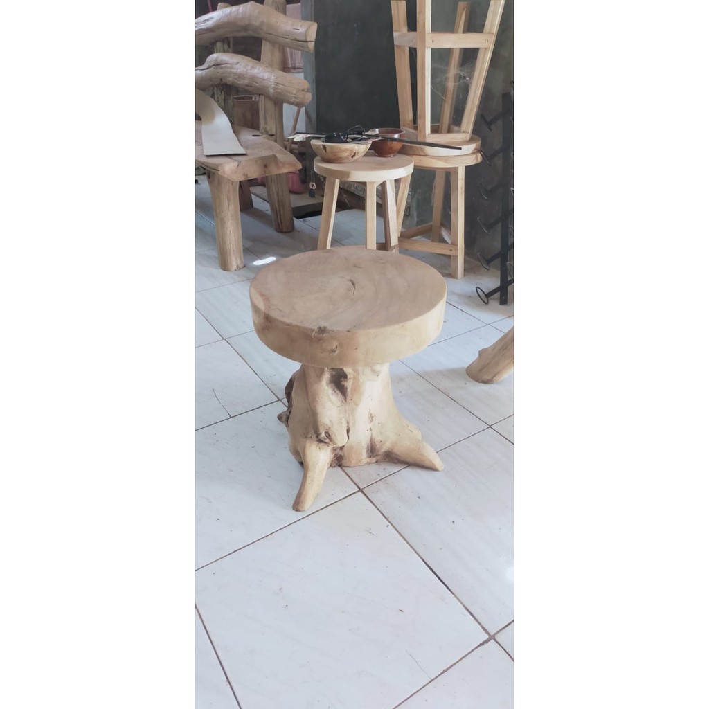 Meja Kursi Tamu Teras Trembesi