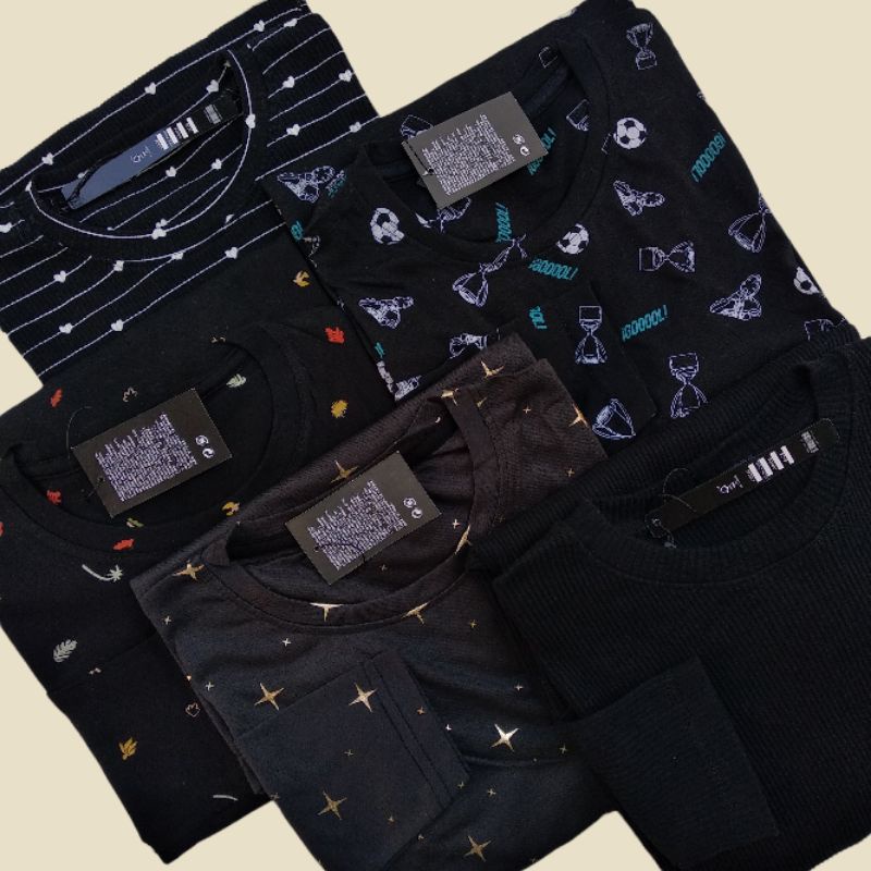 Kaos Hitam - kaos hitam polos - kaos hitam motif - kaos warna hitam - kaos cewek hitam - kaos rajut 