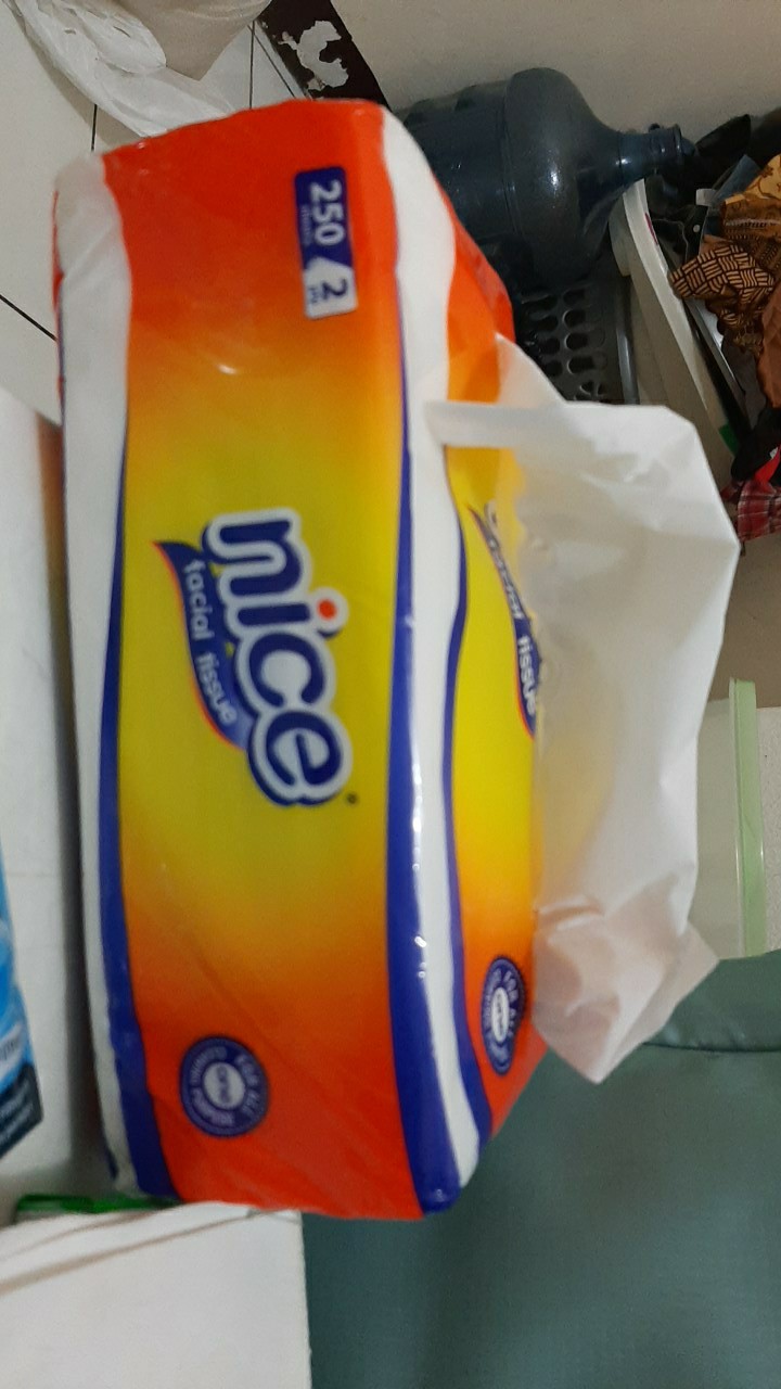 Tissue Nice 250 Sheet Tisu Facial Softpack (no.133)