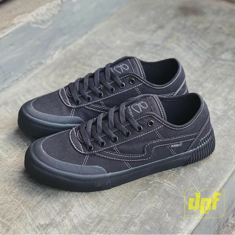 Patrobas Equip All Black Low