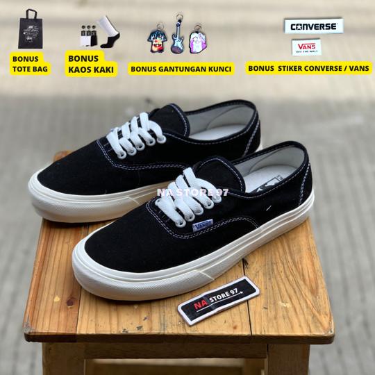 sepatu vans autentic vault black white premium quality Sneakers pria dan wanita