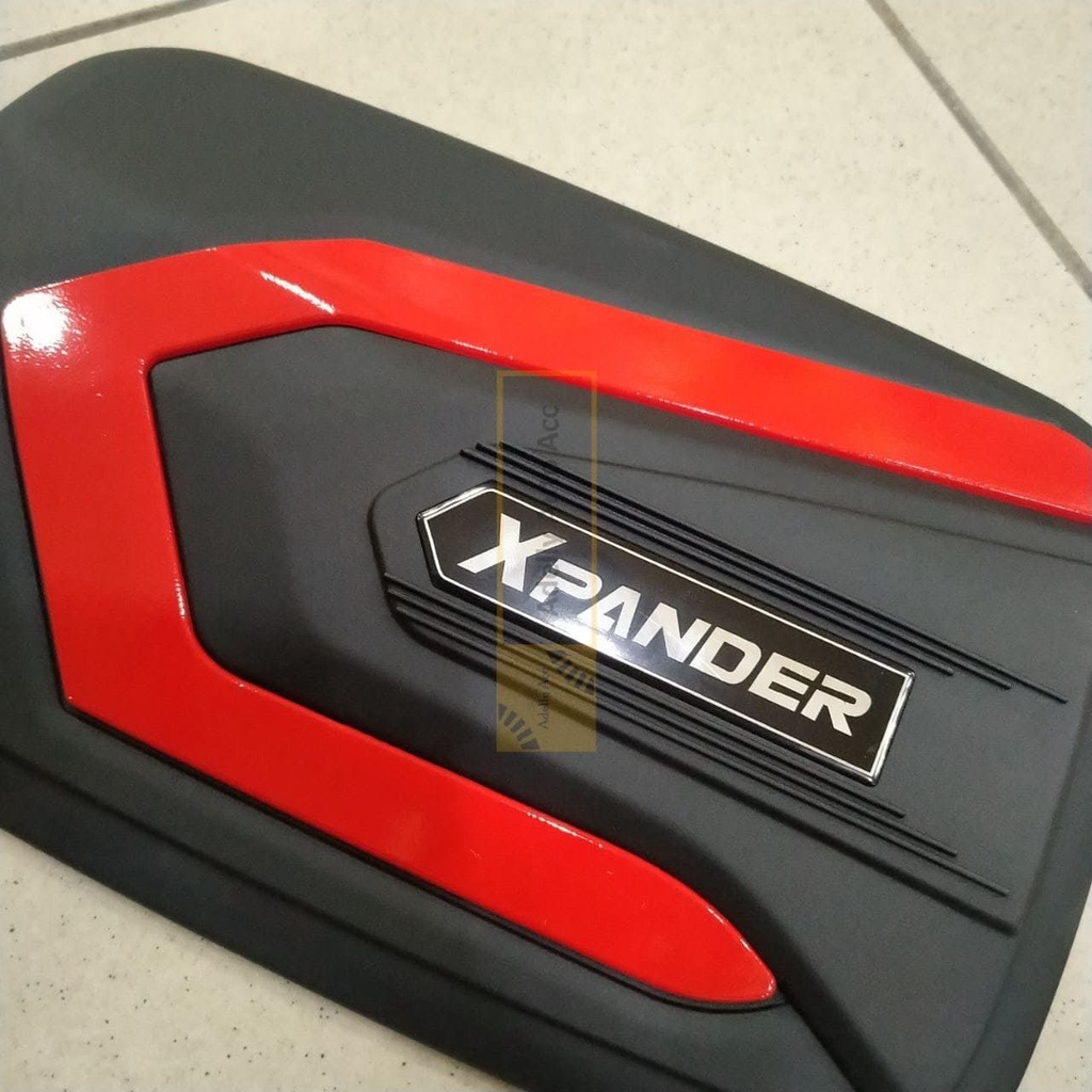 Tutup Tangki Bensin Tank Cover Redline Mobil Mitsubishi Xpander Warna Merah Hitam Doff