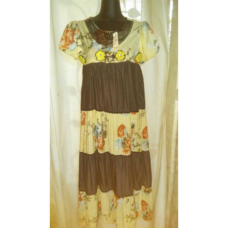 Dress Etnik Wanita