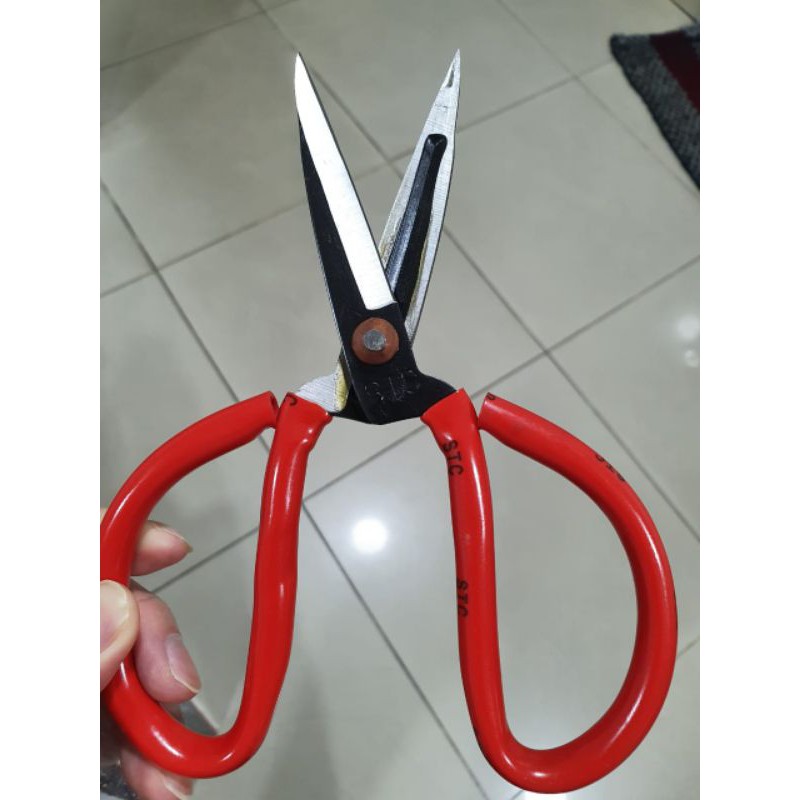 

gunting serbaguna / gunting kain /gunting plat