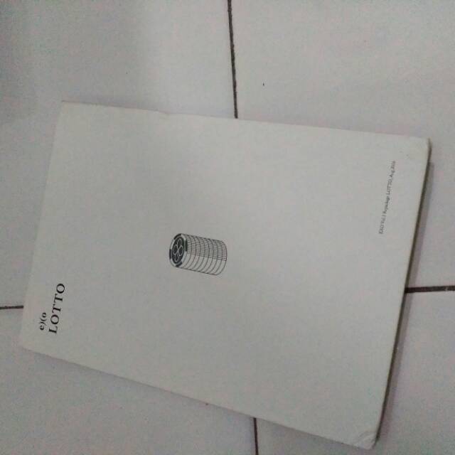 EXO LOTTO ALBUM