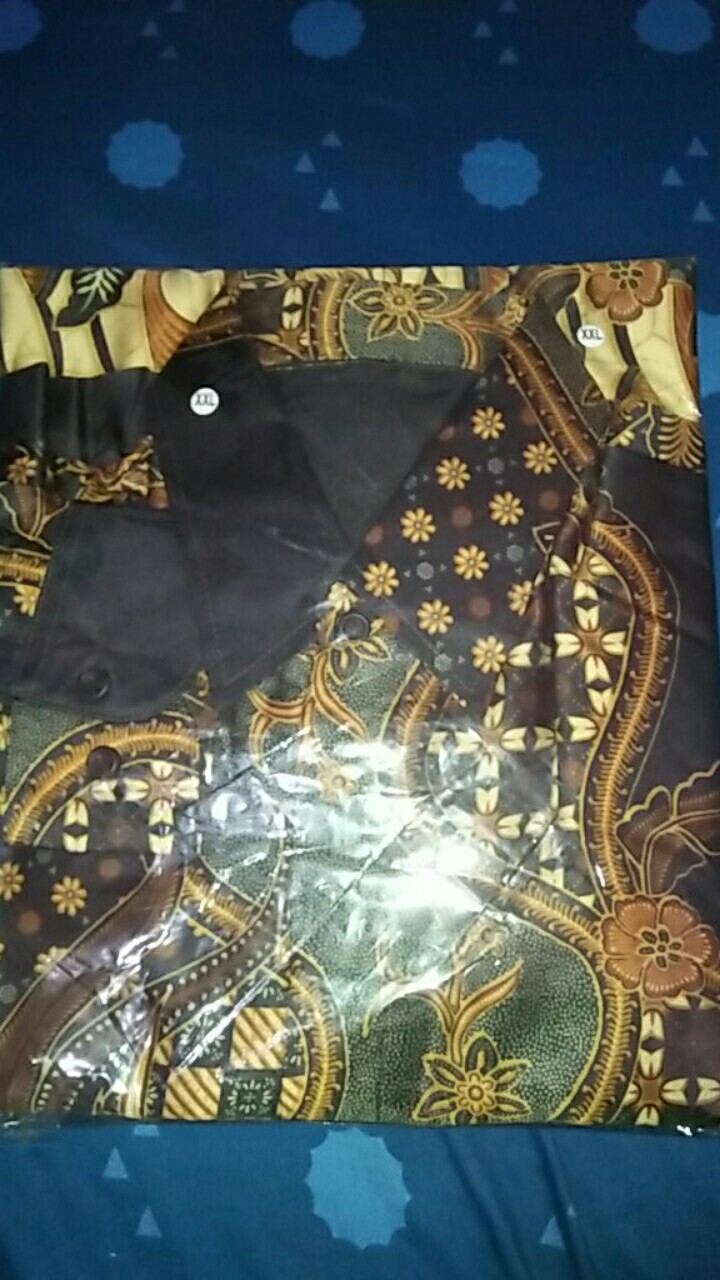 Kemeja Batik Bahan Semi Sutra Super Berfuring Leng Panjang Batik Clasik Batik Sutra Batik Pekalongan