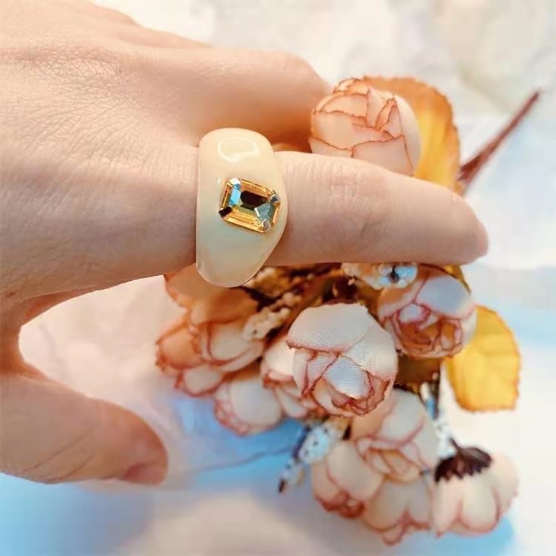 Bulky resin statement ring