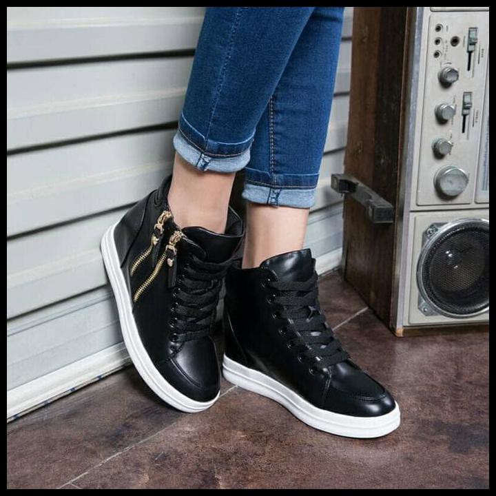 Sepatu Boots Wanita - Sepatu Wanita Boots Winter Warna Hitam