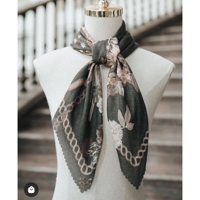 Cendana scarf by wearing klamby